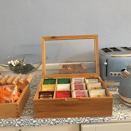 Bed & Breakfast A Due Passi Castellammare di Stabia