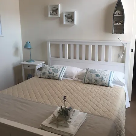 Bed & Breakfast A Due Passi