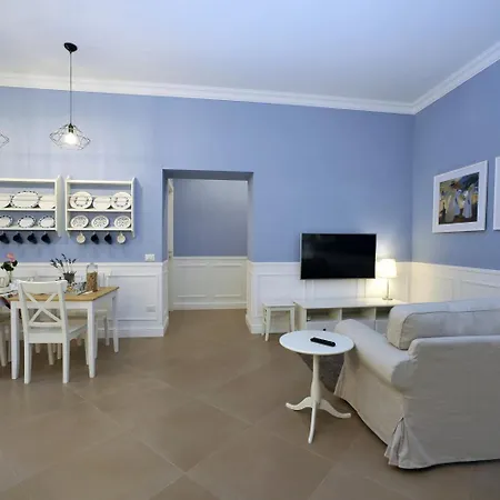 Alojamento de Acomodação e Pequeno-almoço A Due Passi Castellammare di Stabia